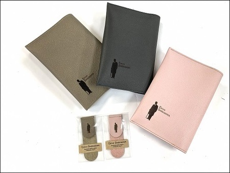 写真：ブックカバー