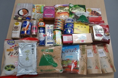 食育フェアで受け付けたフードドライブの写真