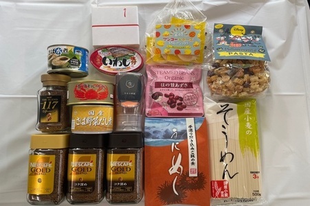 区民まつりで回収したフードドライブの写真