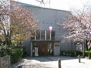 写真：紙の博物館外観