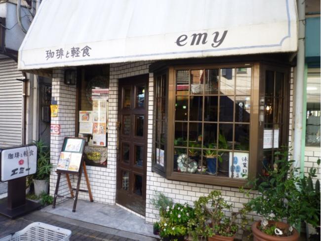 写真:エミー外観