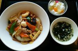 写真:ヘルシー中華丼