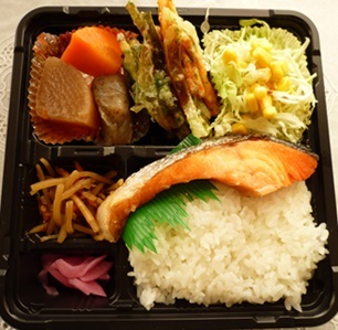写真:ヘルシー弁当