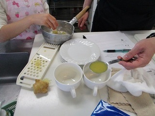 写真:理科で食育1