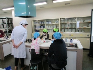 写真:理科で食育2