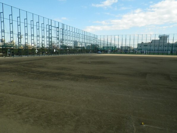 写真：浮間子どもスポーツ広場野球場