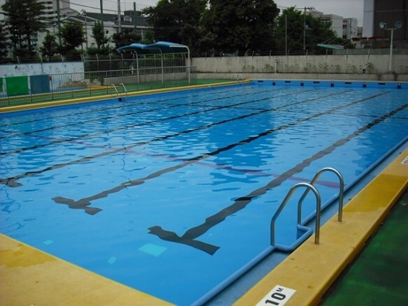 写真：王子プール