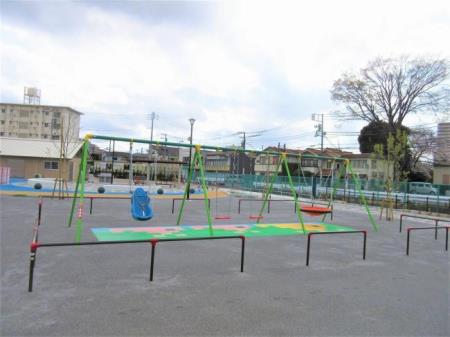 写真：複合ブランコ