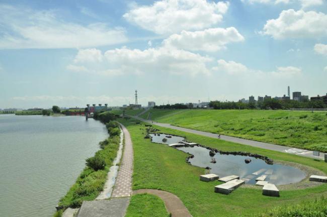 写真：荒川緑地一帯