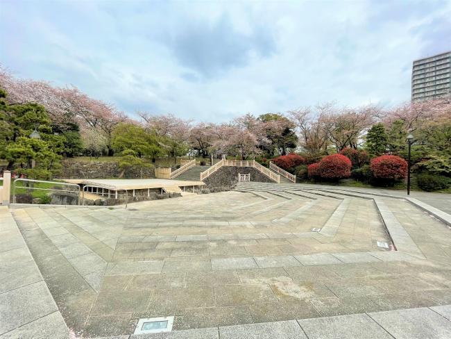 写真:野外ステージ3