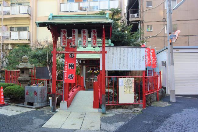 写真：亀ヶ池弁財天