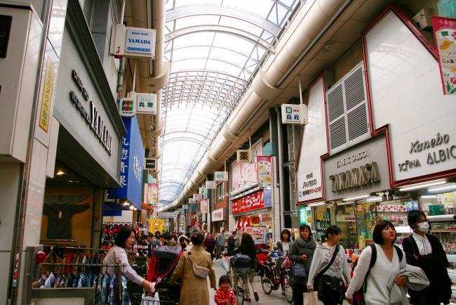 写真：十条銀座商店街・十条富士見銀座商店街