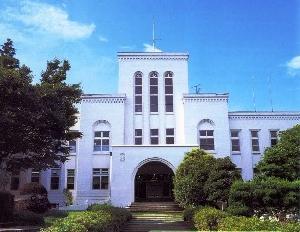 写真：中央公園文化センター外観