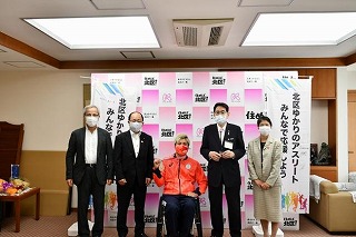 写真:小川選手(報告会)