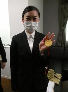 写真：金メダル