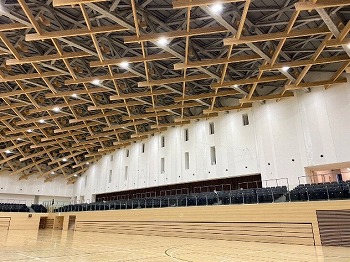 写真:アリーナ1