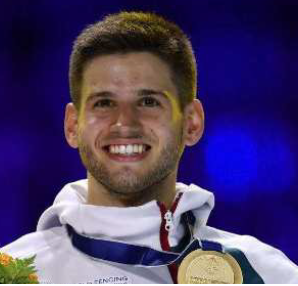 写真:シクローシ選手