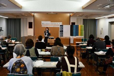 写真:事業の様子 渋沢栄一をテーマにした講演