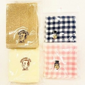 写真:事業の様子 刺繡商品