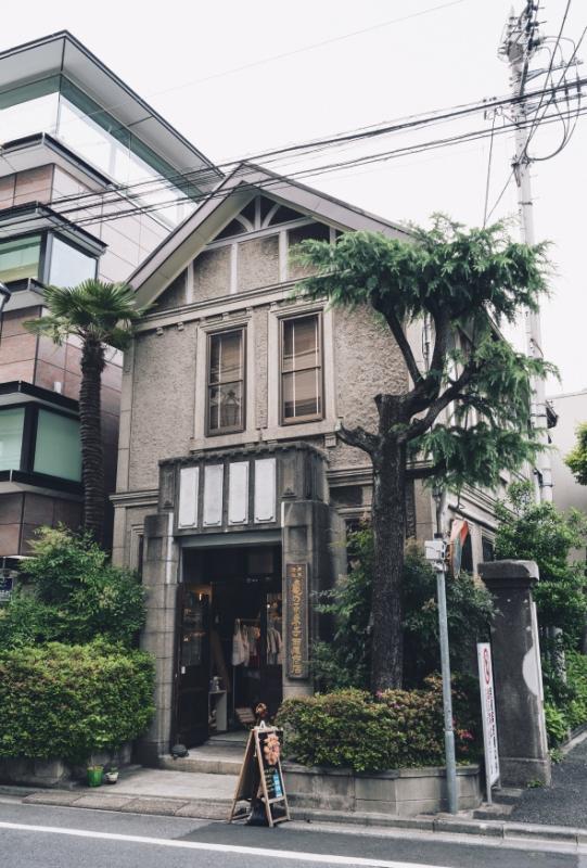 写真：亀の子束子