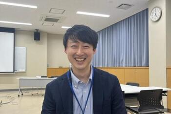 写真：市川さん（産業振興係）