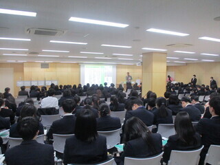 写真:出前授業の様子