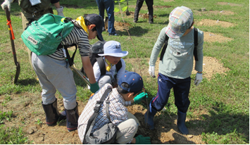 写真：7月14日の植樹祭