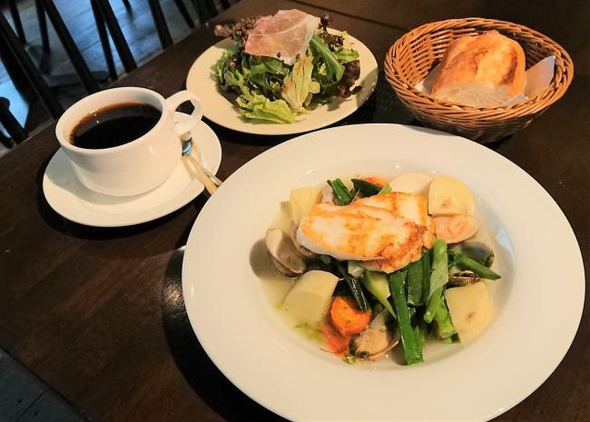 写真:鮮魚のポワレ