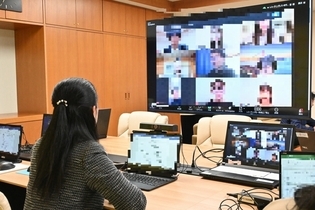 オンライントークの様子を撮影した画像