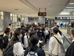 派遣の様子の写真