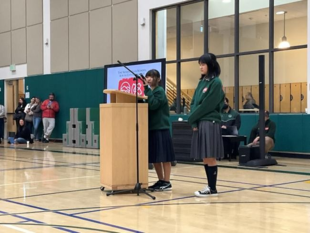 派遣の様子の写真