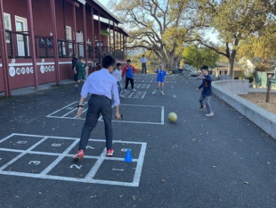 派遣の様子の写真