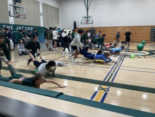 派遣の様子の写真