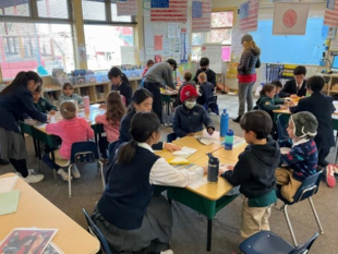 派遣の様子の写真