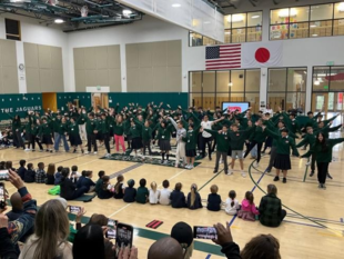 派遣の様子の写真