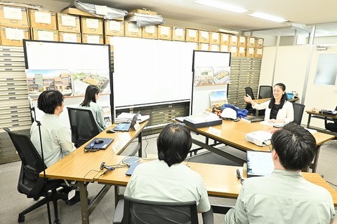営繕課職員との対談模様