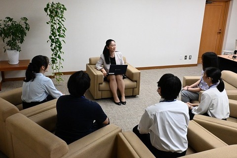 子ども未来課職員との対談模様