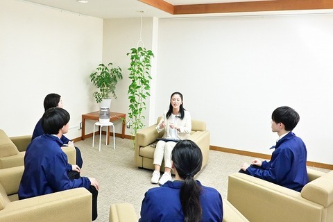 税務課・収納推進課職員との対談模様