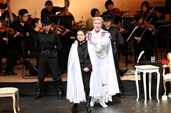 「モーツァルト作曲 オペラ《皇帝ティートの慈悲》」 （昨年の公演の様子）の写真