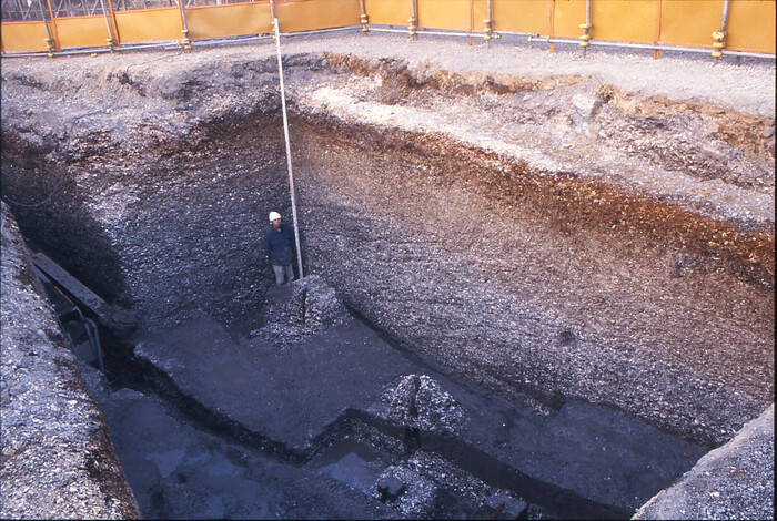 発掘調査の様子（中里貝塚A地点）